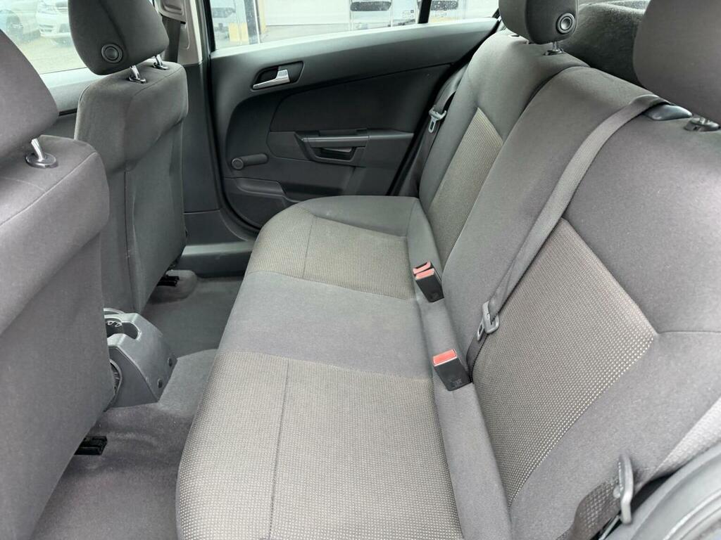 Vauxhall Astra Breeze 5-Door Silver #30