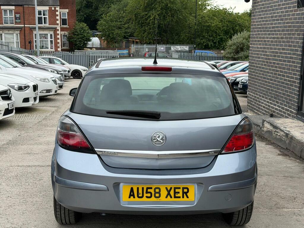 Vauxhall Astra Breeze 5-Door Silver #11