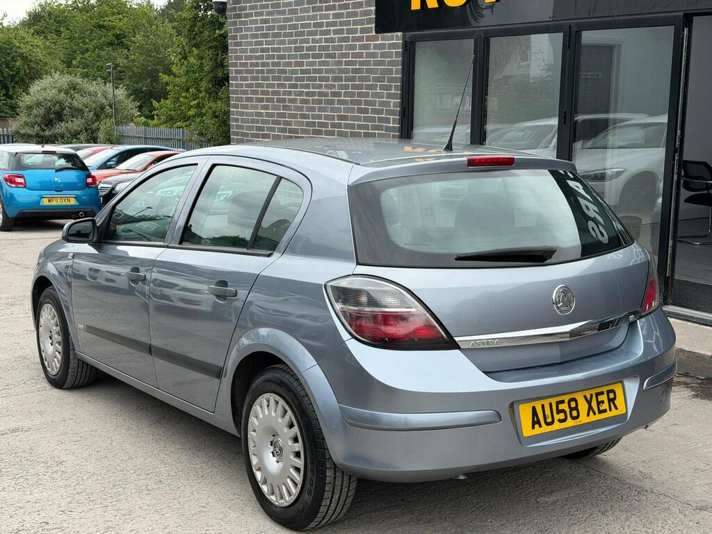 Vauxhall Astra Breeze 5-Door Silver #8