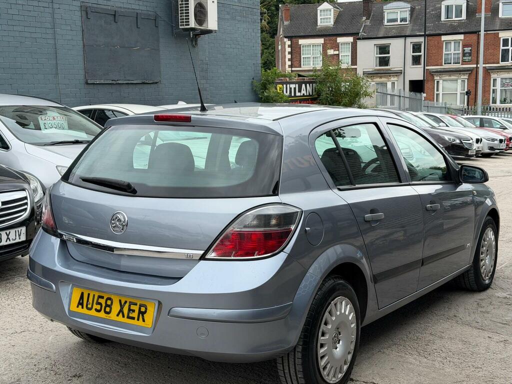 Vauxhall Astra Breeze 5-Door Silver #14