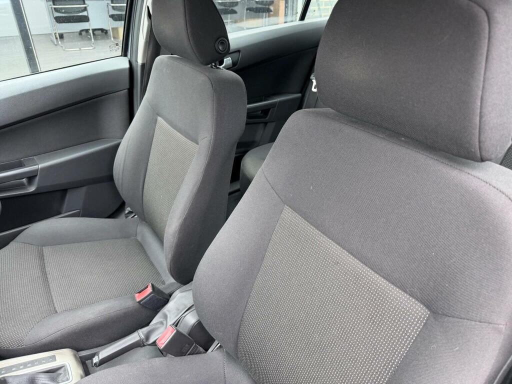 Vauxhall Astra Breeze 5-Door Silver #45