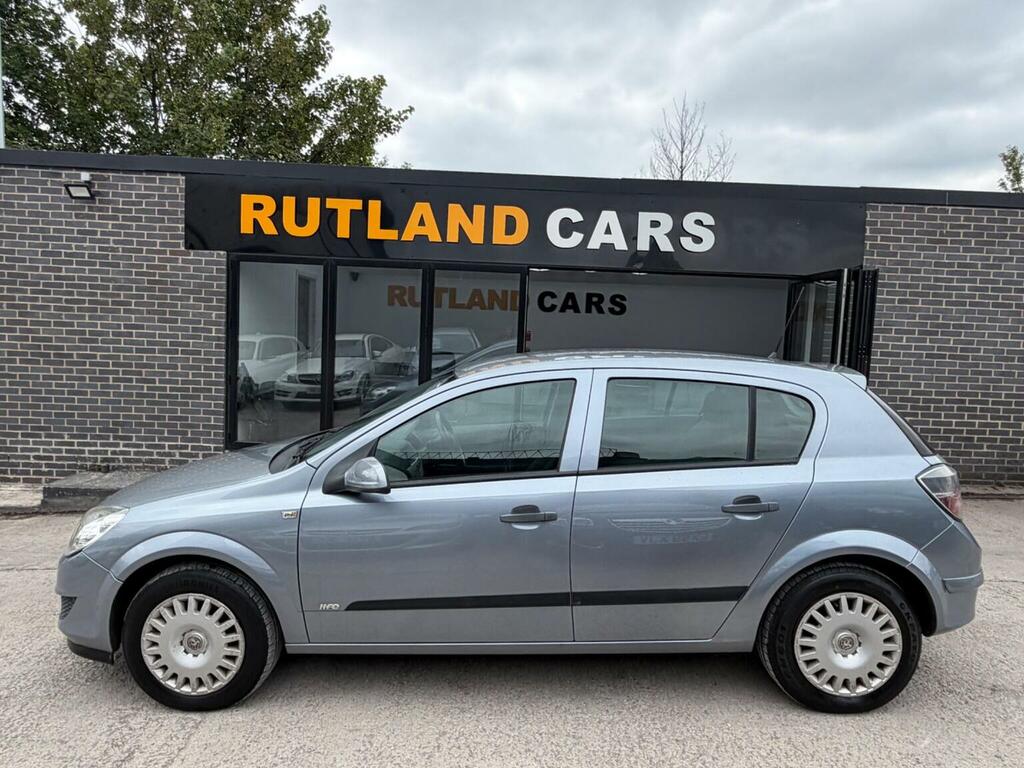 Vauxhall Astra Breeze 5-Door Silver #9
