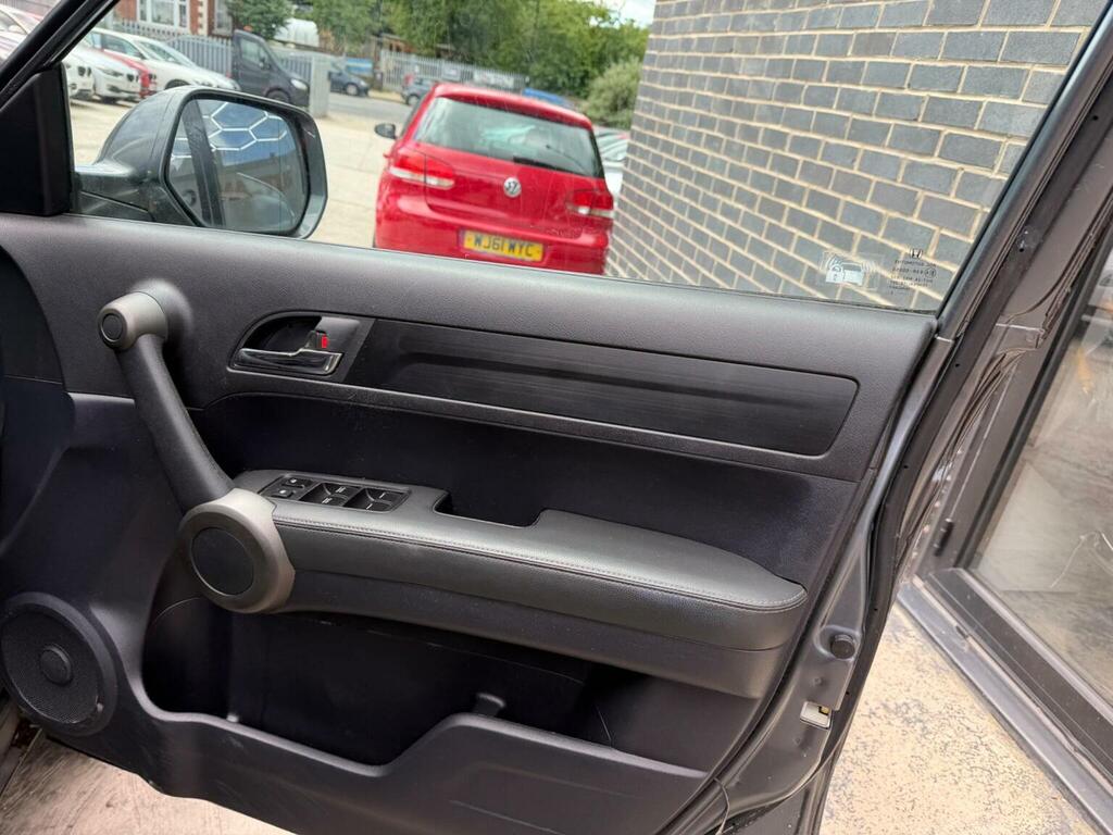 Honda Cr-V Reserve For 99..I-dtec Es..fsh..last Silver #37