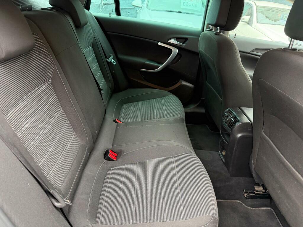Vauxhall Insignia 2.0 Cdti 140 Ecoflex White #31