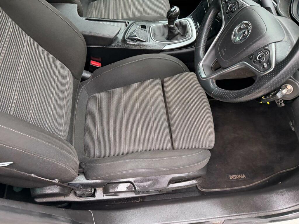 Vauxhall Insignia 2.0 Cdti 140 Ecoflex White #21