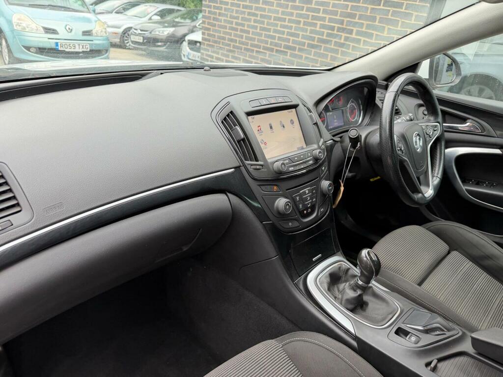 Vauxhall Insignia 2.0 Cdti 140 Ecoflex White #14