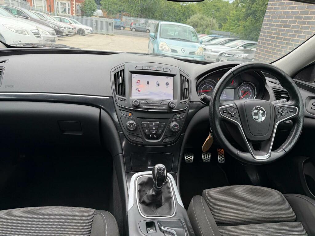 Vauxhall Insignia 2.0 Cdti 140 Ecoflex White #16