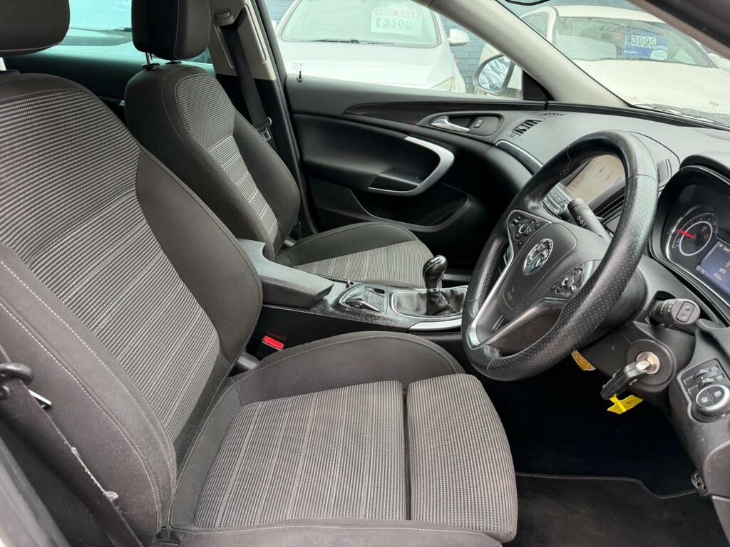 Vauxhall Insignia 2.0 Cdti 140 Ecoflex White #22