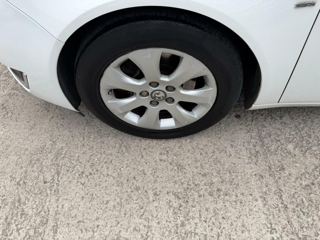 Vauxhall Insignia 2.0 Cdti 140 Ecoflex White #38