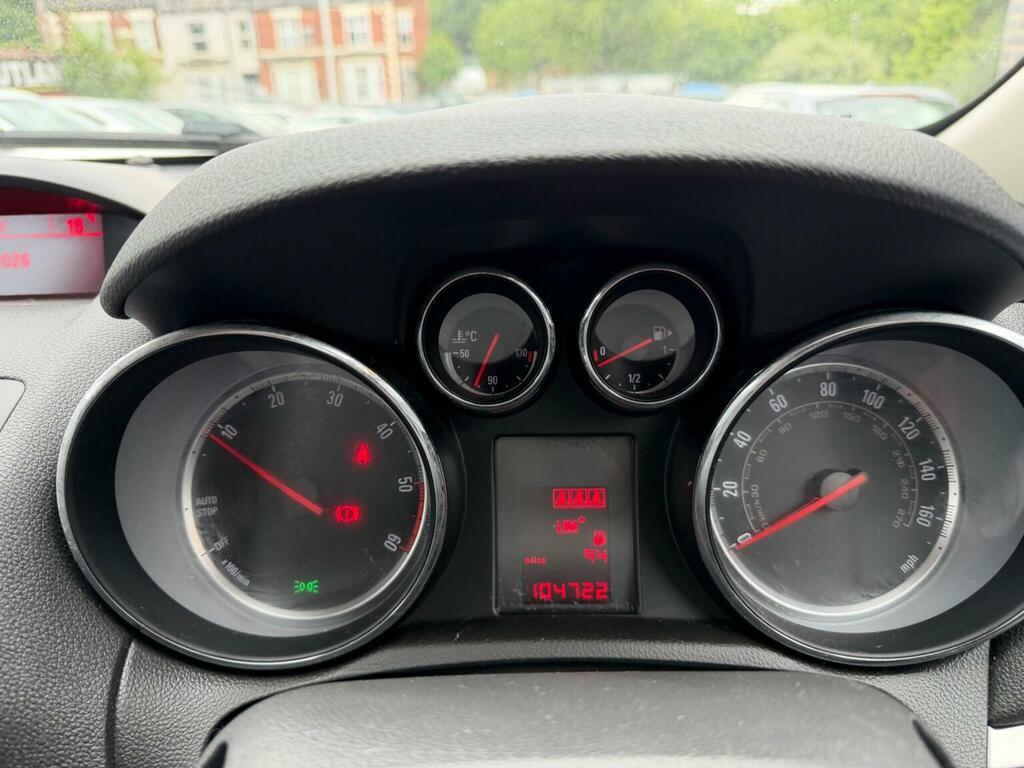 Vauxhall Mokka 1.6I Exclusiv White #45