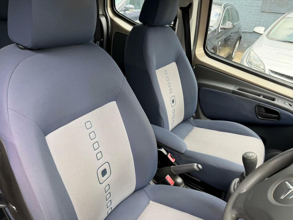 Citroen Nemo Multispace 1.4 Hdi LX Blue #26