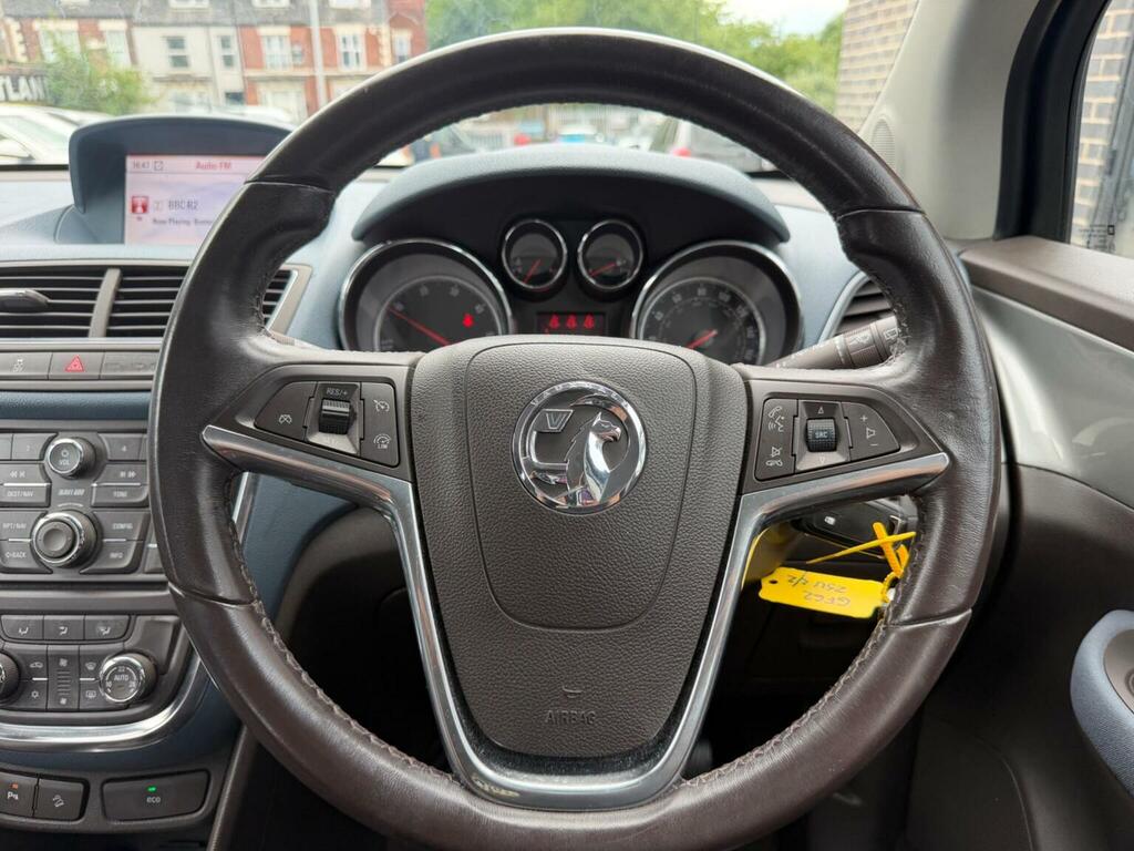 Vauxhall Mokka Range Rover Evoque Pure Ed4 White #28