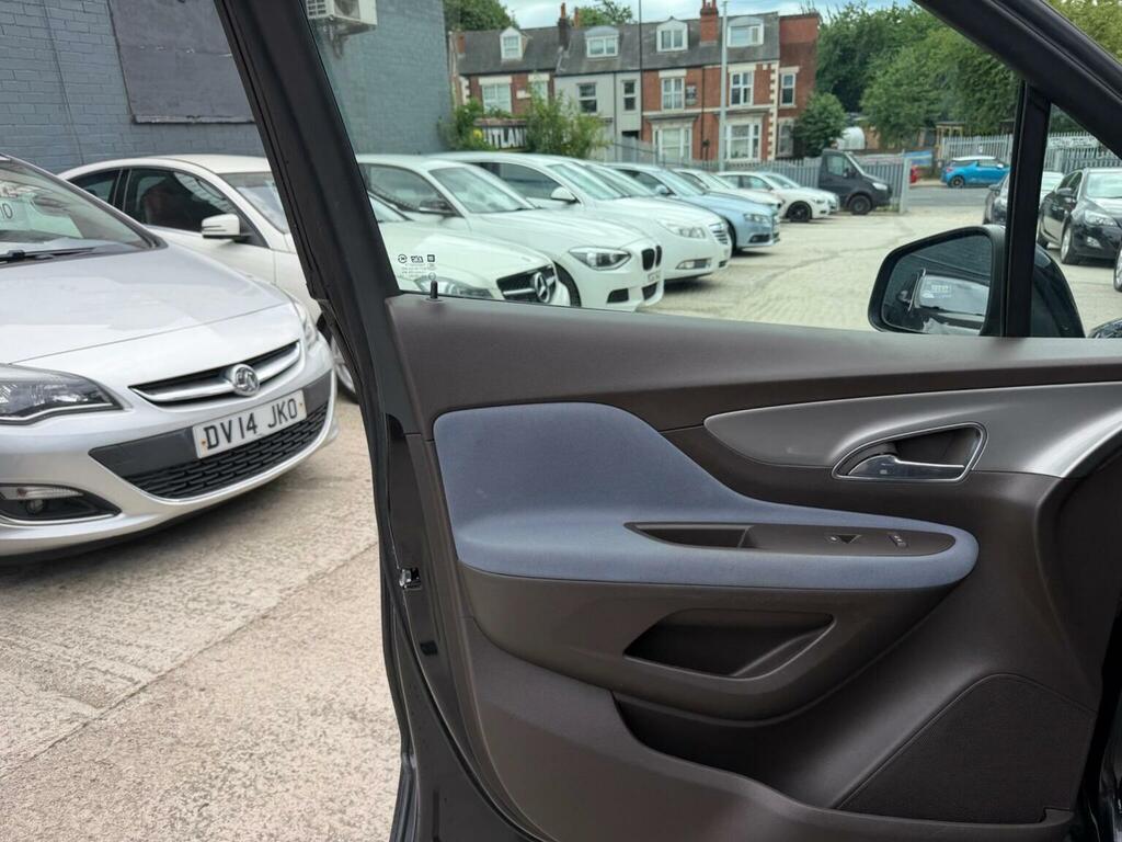Vauxhall Mokka Range Rover Evoque Pure Ed4 White #14