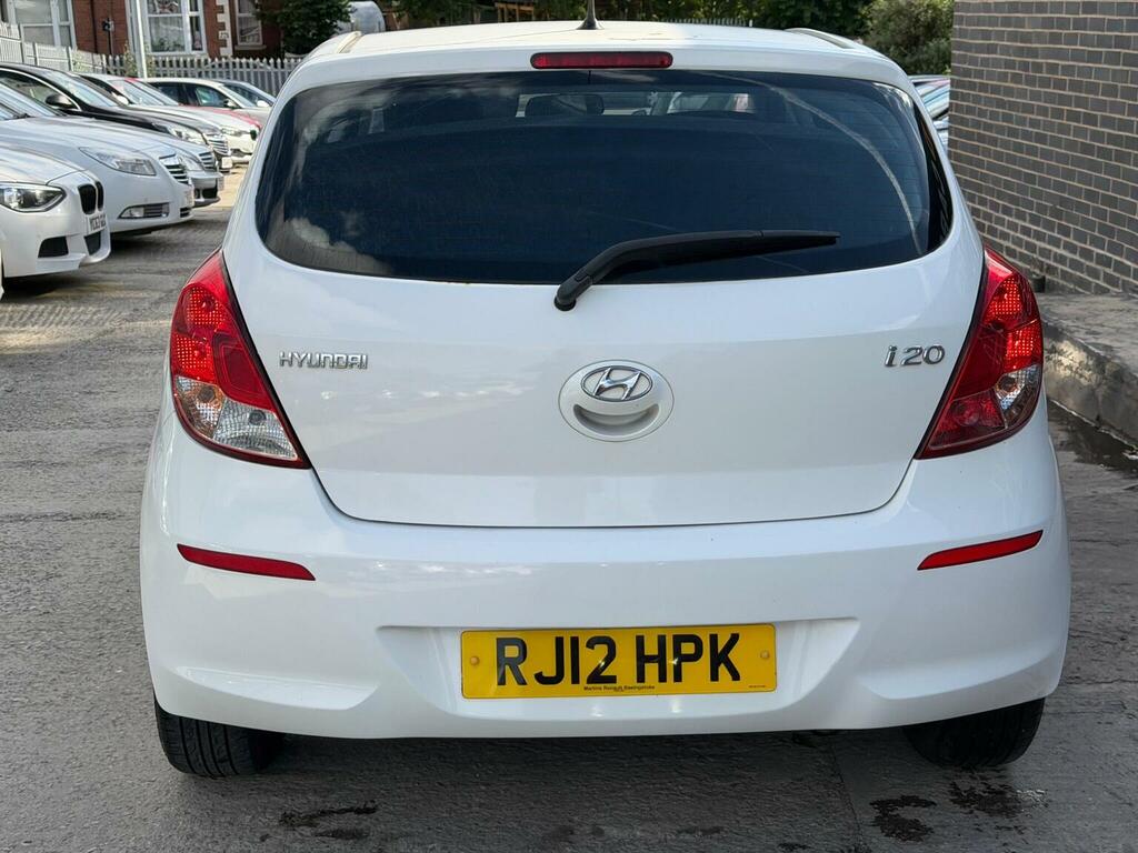 Hyundai I20 1.2 Active Euro 5 Red #10