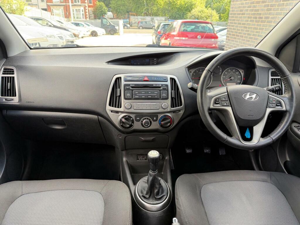 Hyundai I20 1.2 Active Euro 5 Red #21
