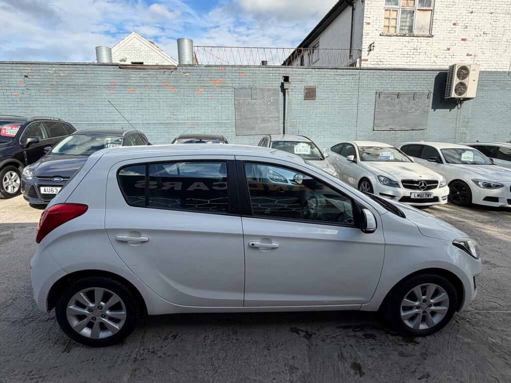 Hyundai I20 1.2 Active Euro 5 Red #12