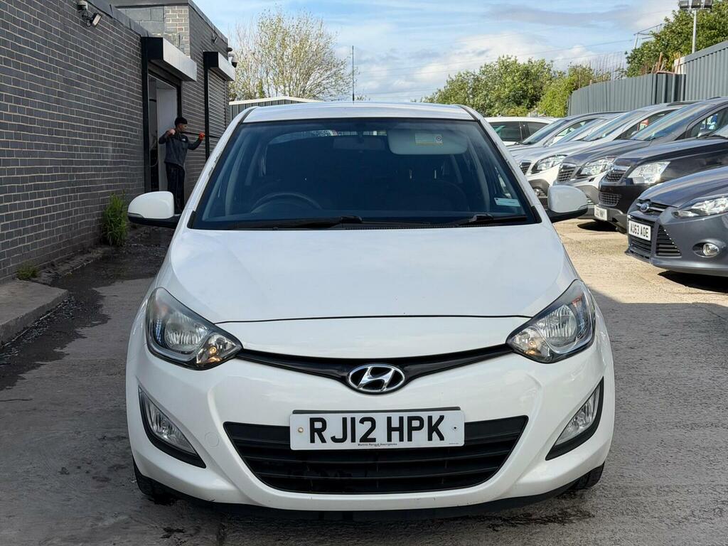 Hyundai I20 1.2 Active Euro 5 White #3