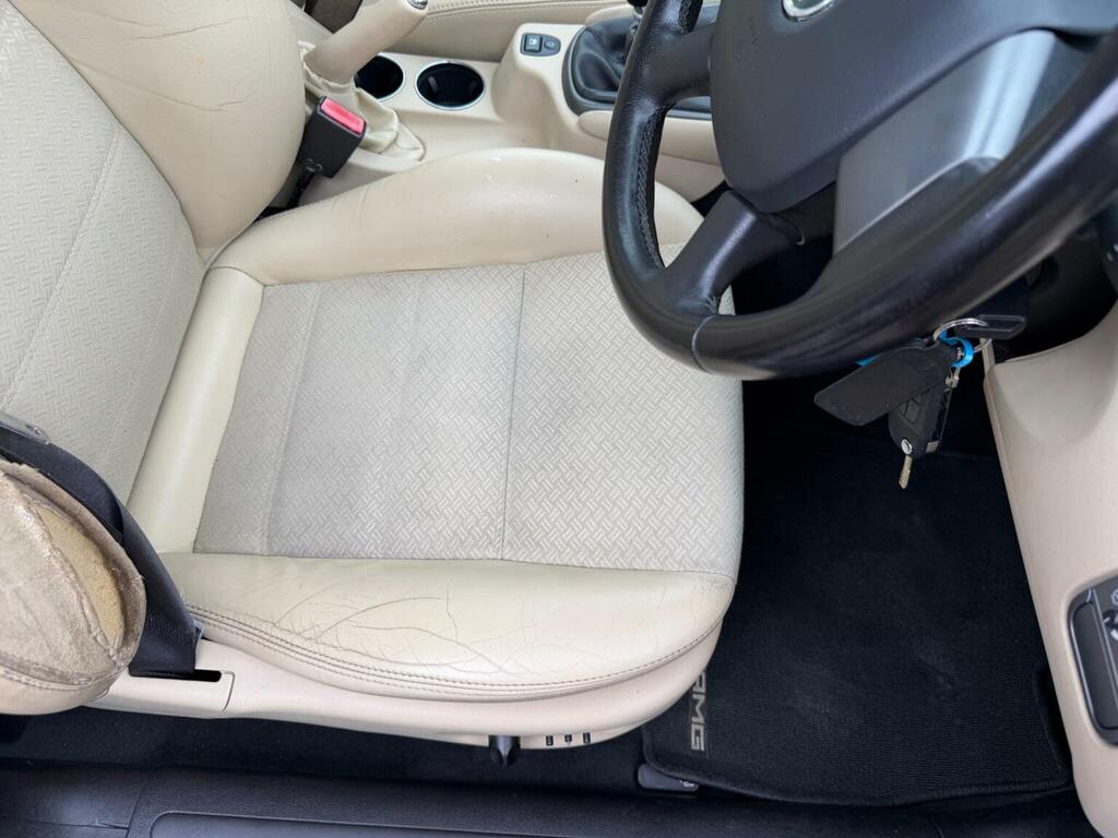 Jaguar X-Type Estate 2.2D S 200757 Black #13