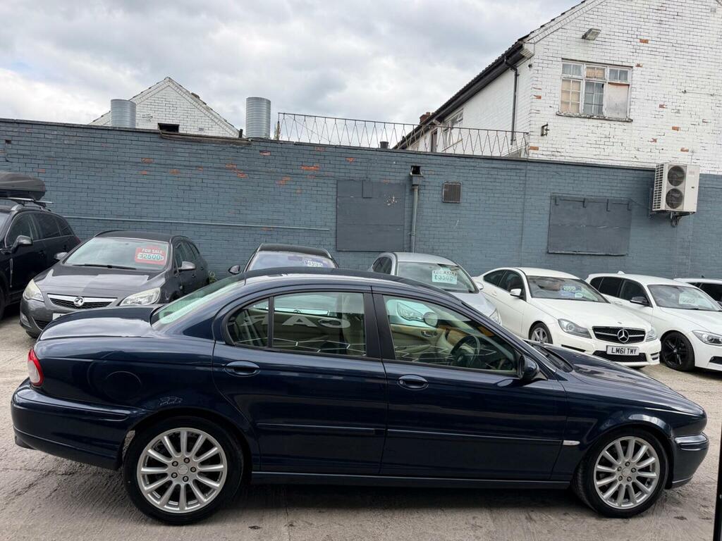 Jaguar X-Type Estate 2.2D S 200757 Black #8