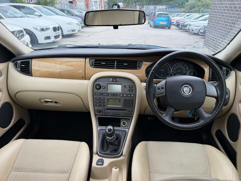 Jaguar X-Type Estate 2.2D S 200757 Black #24