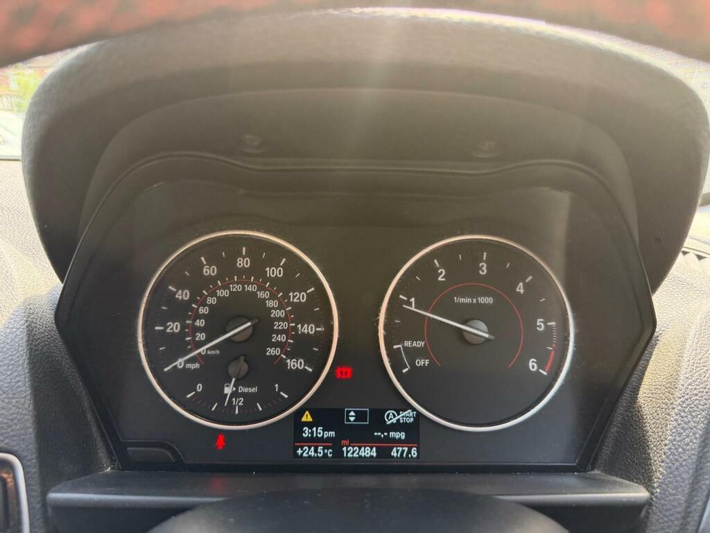 BMW 1 Series 116D M Sport White #31