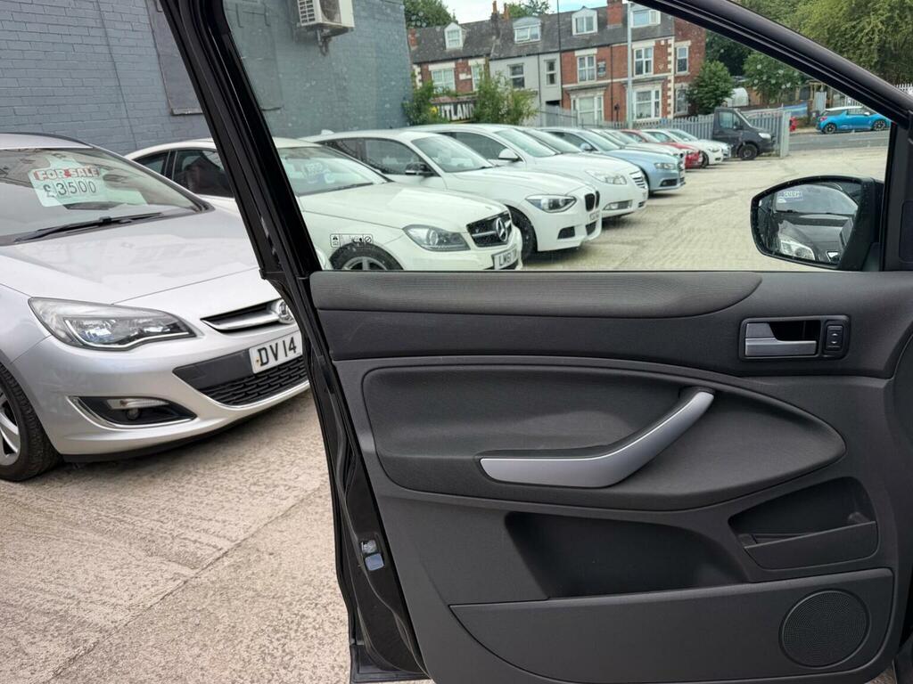 Ford Kuga 2.0 Tdci Titanium 2Wd Euro 5 White #13