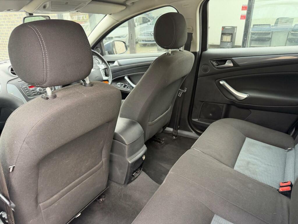 Ford Mondeo 2.0 Tdci Titanium Silver #26
