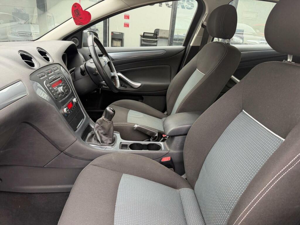 Ford Mondeo 2.0 Tdci Titanium Silver #15