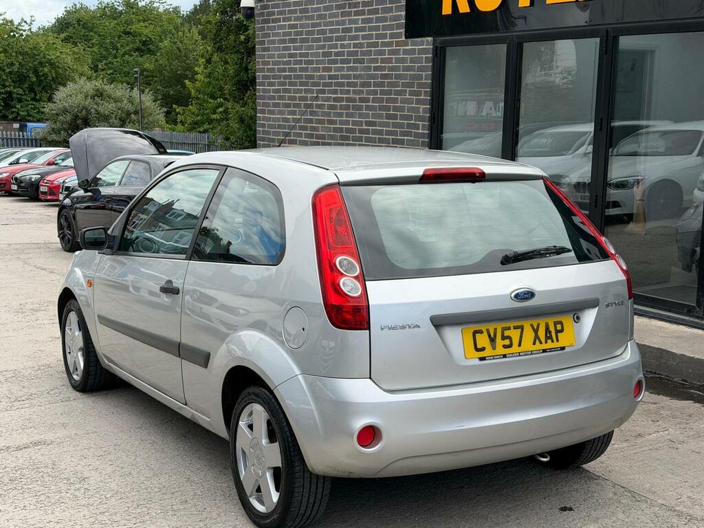 Ford Fiesta Fiesta Studio Blue #8