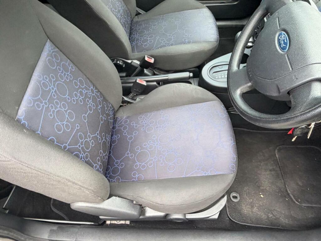 Ford Fiesta Fiesta Studio Blue #24