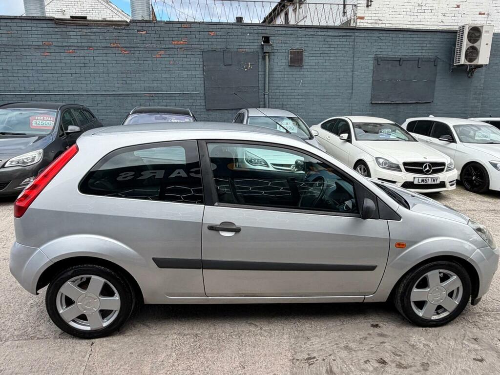 Ford Fiesta Fiesta Studio Blue #12