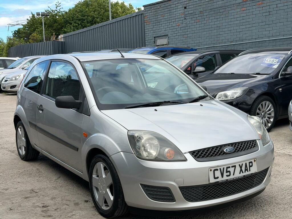 Ford Fiesta 1.6 Style Silver #2