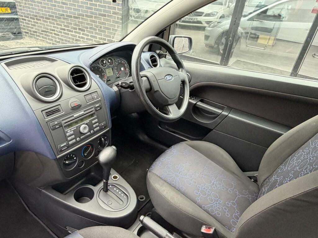Ford Fiesta Fiesta Studio Blue #19
