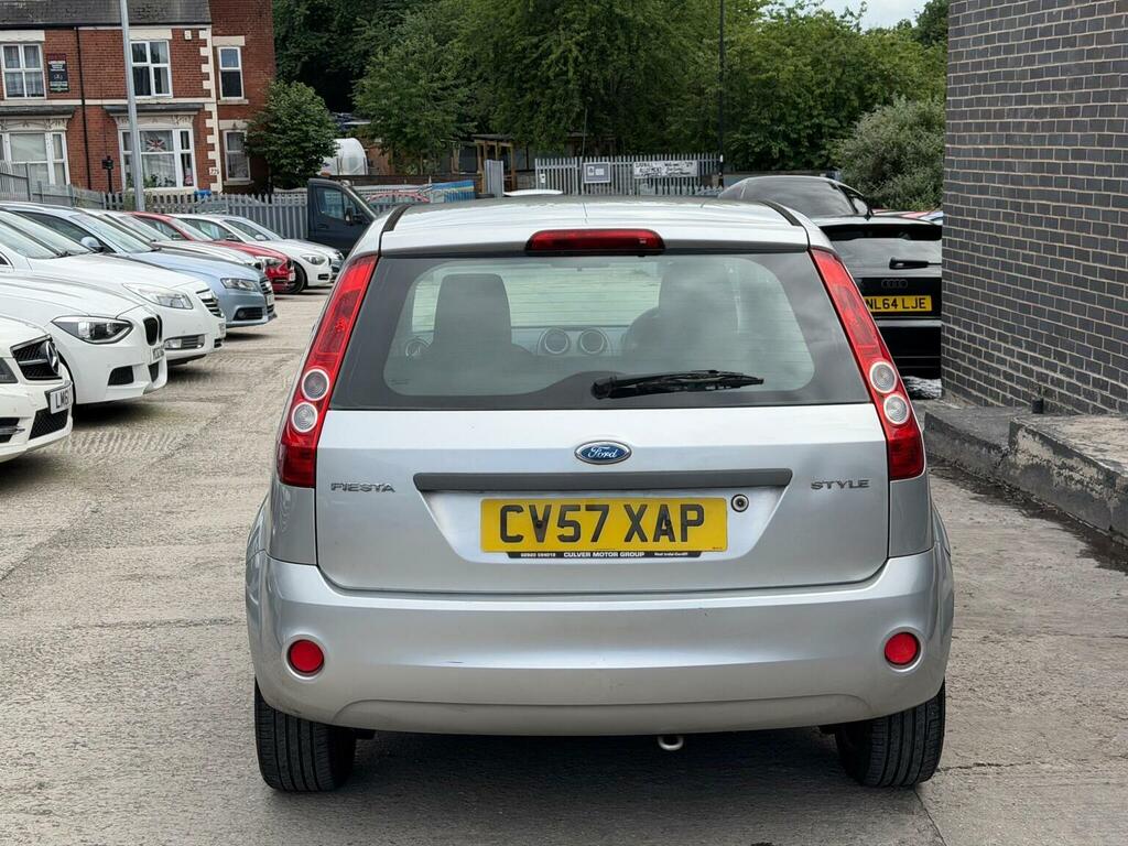 Ford Fiesta Fiesta Studio Blue #10
