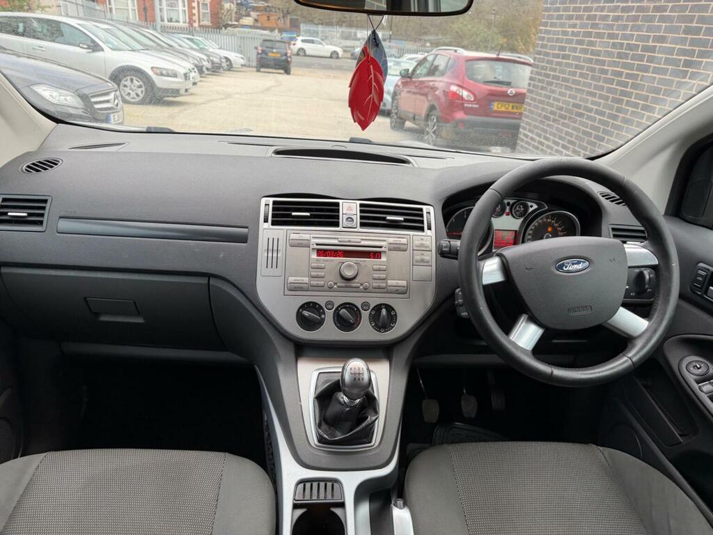 Ford Kuga Titanium White #22