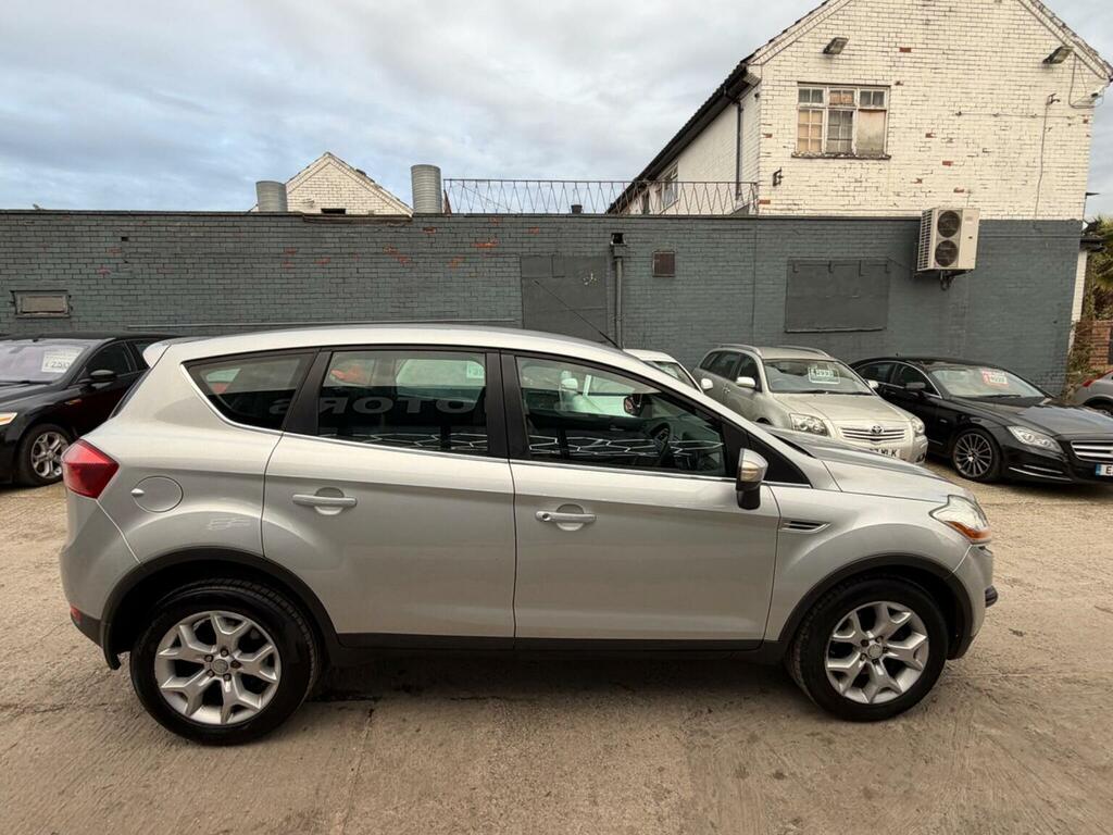 Ford Kuga Titanium White #12