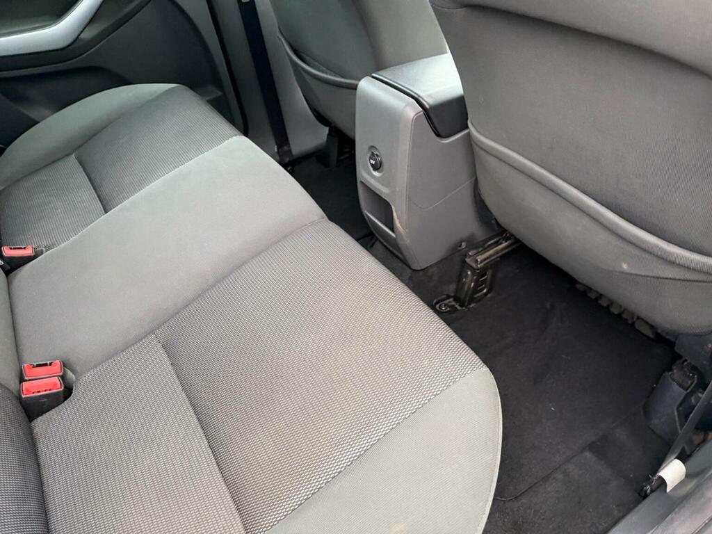Ford Kuga Titanium White #32