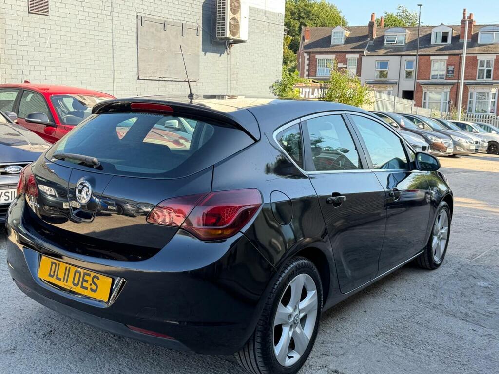 Vauxhall Astra 1.6 16V Exclusiv Euro 5 2011 Grey #13