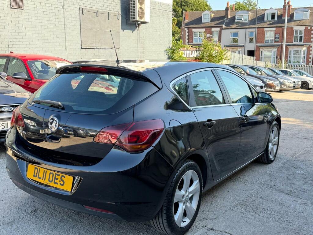Vauxhall Astra 1.6 16V Exclusiv Euro 5 2011 Grey #14