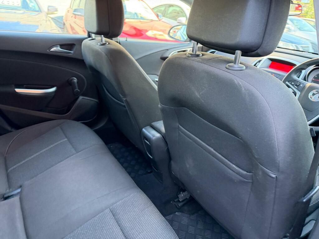 Vauxhall Astra 1.6 16V Exclusiv Euro 5 2011 Grey #33