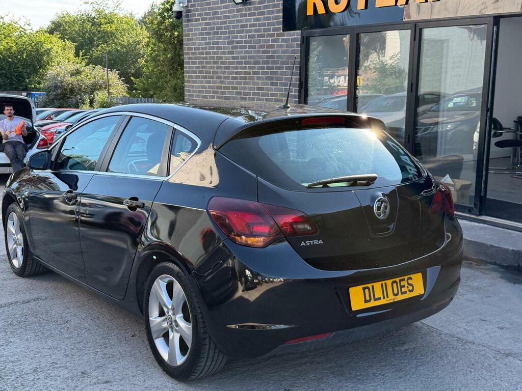 Vauxhall Astra 1.4 16V Sri Euro 5 Black #4