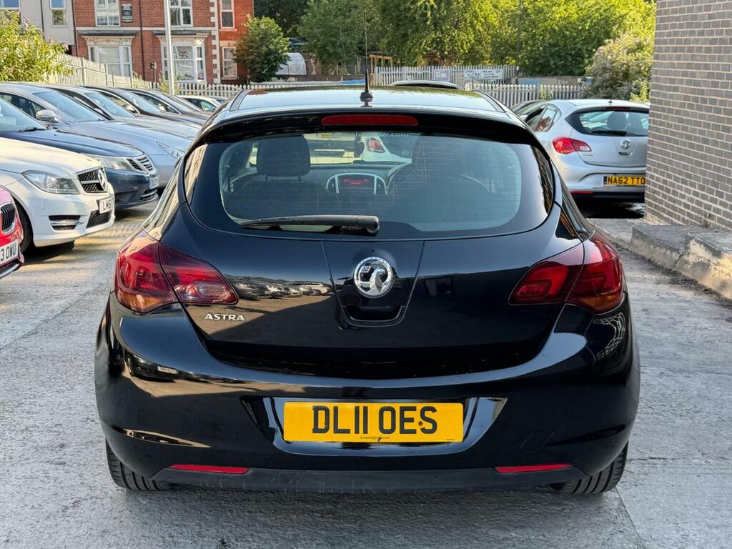 Vauxhall Astra 1.6 16V Exclusiv Euro 5 2011 Grey #11