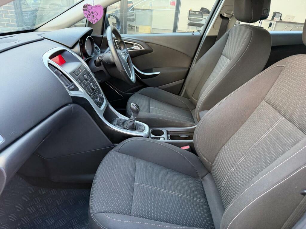 Vauxhall Astra 1.6 16V Exclusiv Euro 5 2011 Grey #49