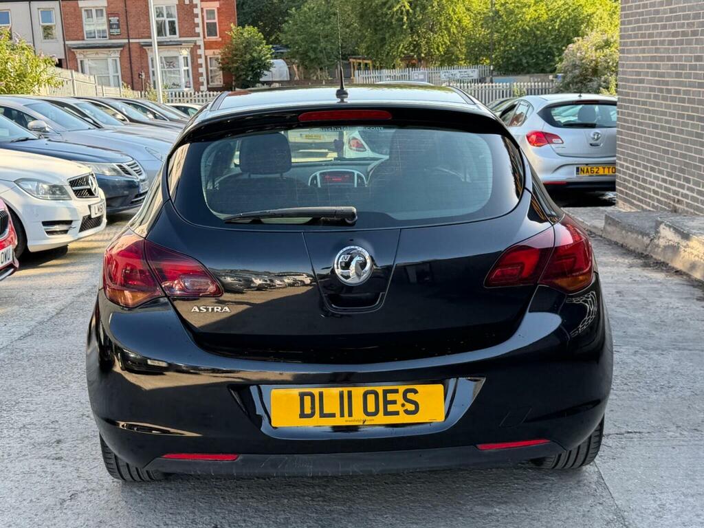 Vauxhall Astra 1.6 16V Exclusiv Euro 5 2011 Grey #10