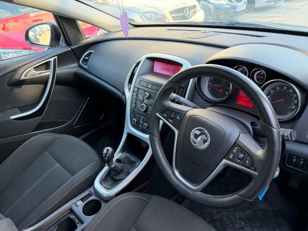 Vauxhall Astra 1.6 16V Exclusiv Euro 5 2011 Grey #22