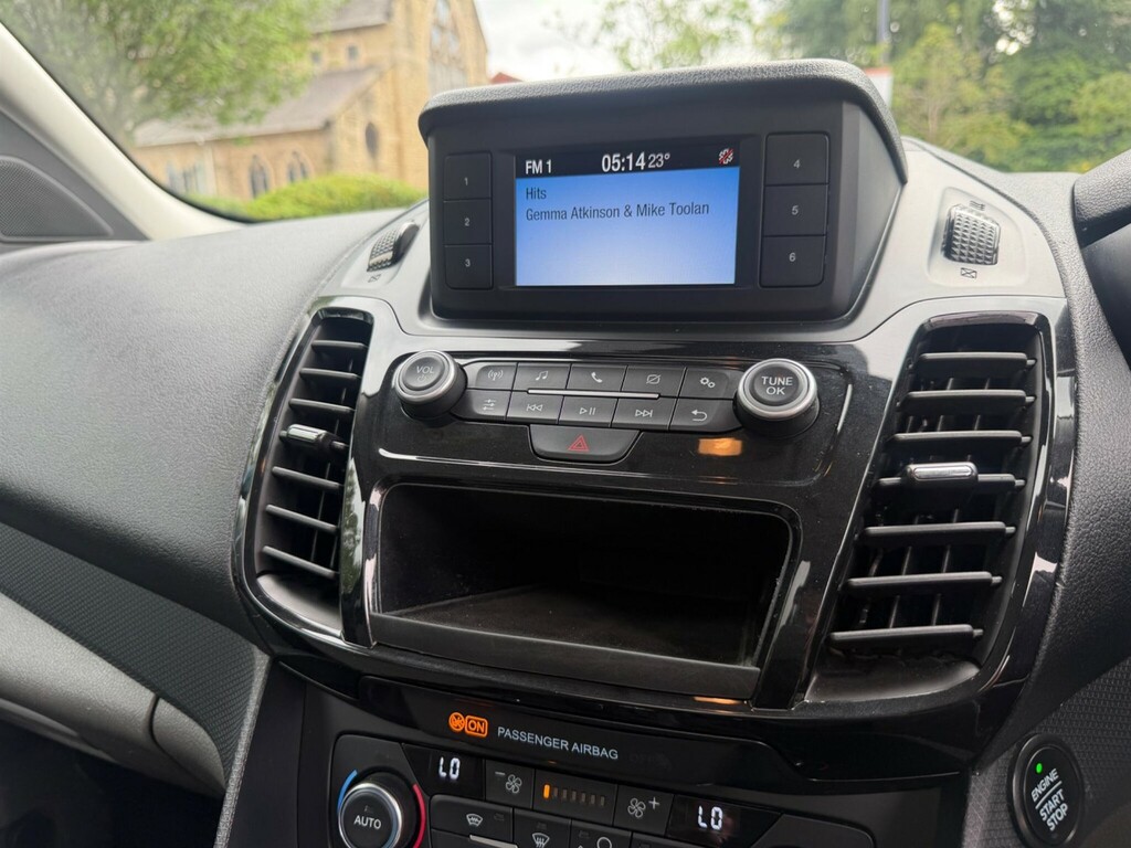 Ford Grand Tourneo Connect 1.5 Ecoblue 120 Titanium Powershift Blue #17