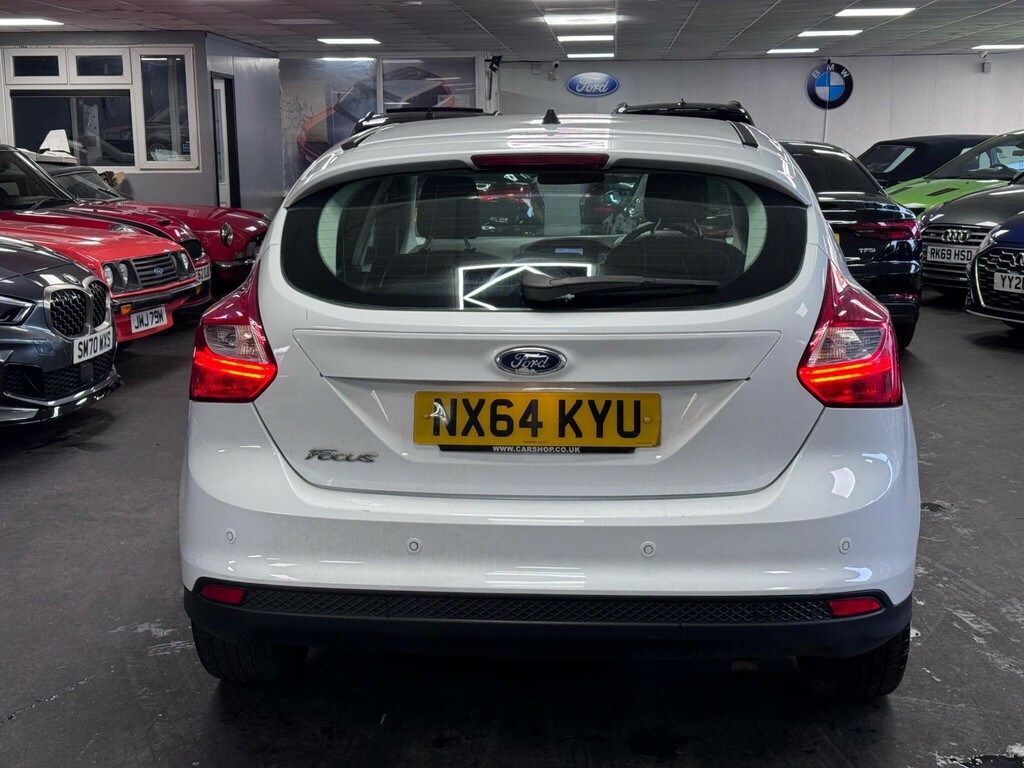 Ford Focus 1.6 Titanium Navigator Powershift Euro 5 NX64KYU White #4