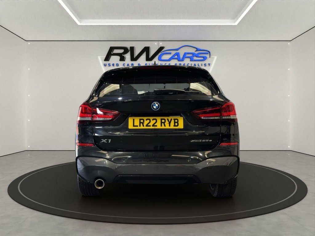 BMW X1 1.5L M Sport LR22RYB Black #3