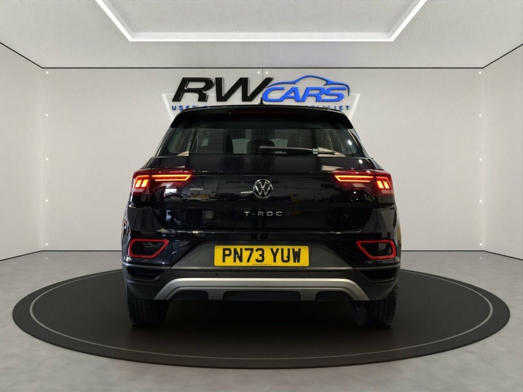 Volkswagen T-Roc 1L Life PN73YUW Black #4