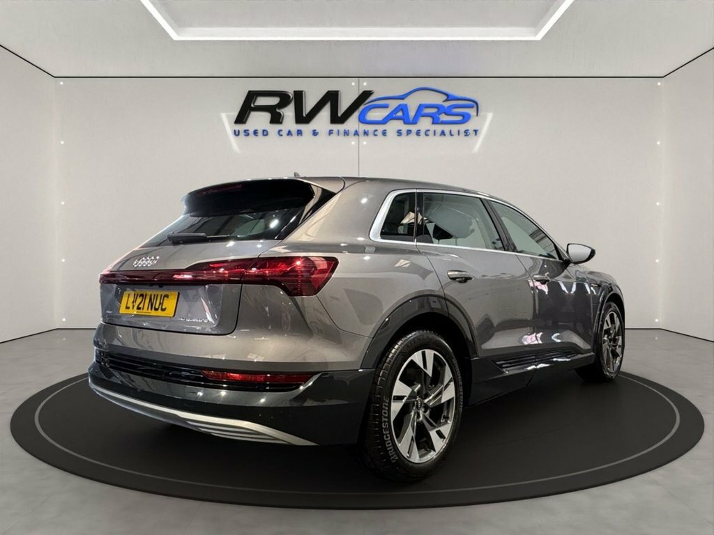 Audi E-tron Quattro Sport Grey #4